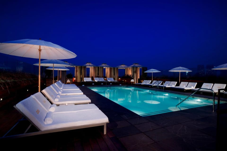Swimming pool