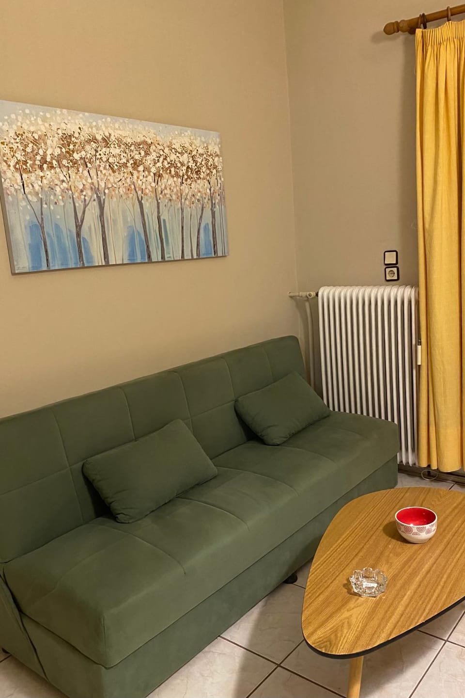 Seating area, internet