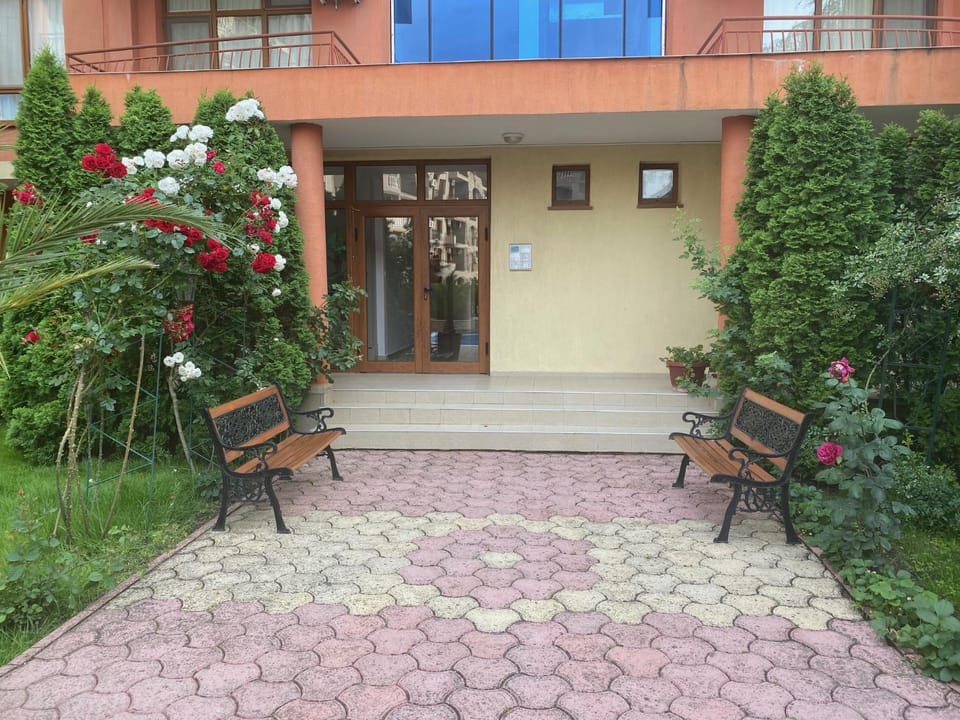 Patio, Garden