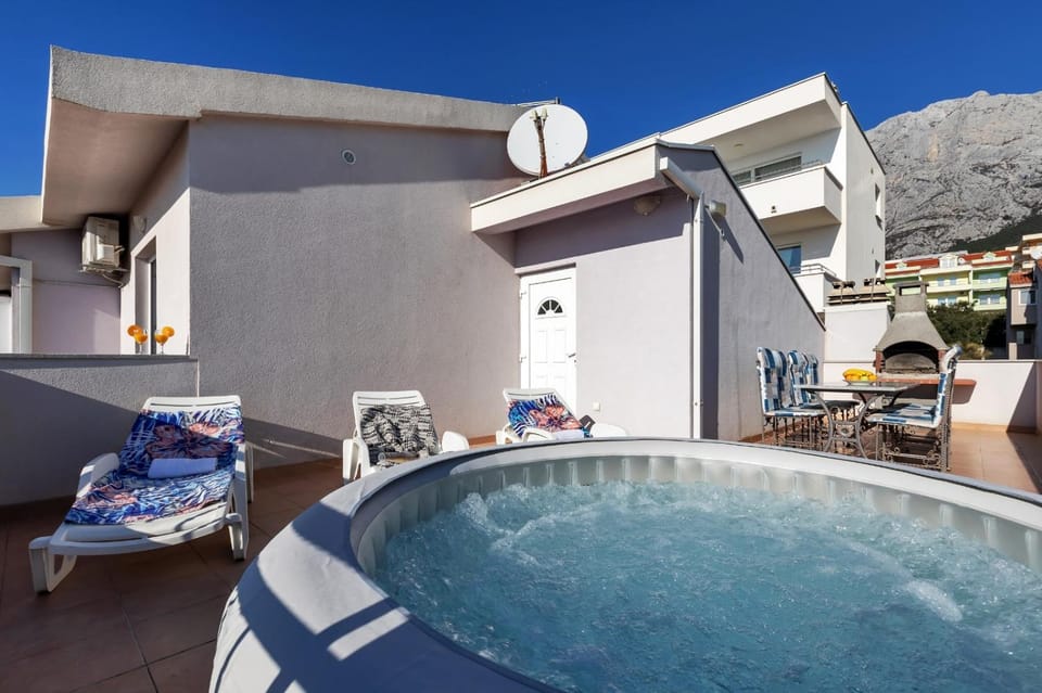 Penthaus Stipe Apartment in Makarska