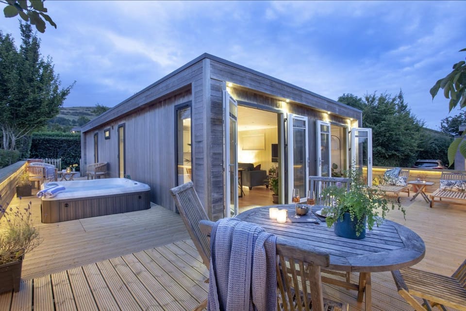The Willows, Strawberryfield Park Chalet in Cheddar
