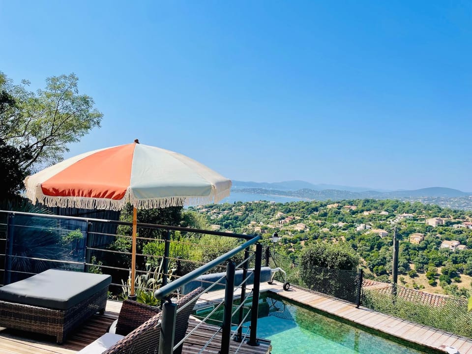 Villa Marcelline - Les Issambres Belle vue mer Golfe de Saint Tropez House in Roquebrune-sur-Argens
