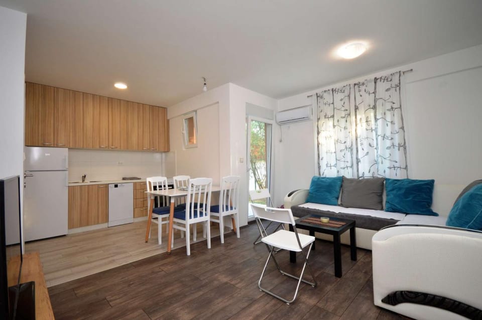 Apartments Nina Tivat Apartment in Kotor Municipality