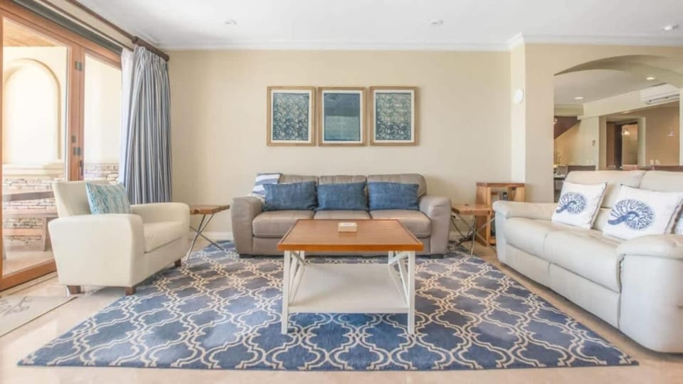 Chic Condo with a Stylish Coastal Design in an Exclusive Condo Community with Direct Beach Access House in Playa Flamingo