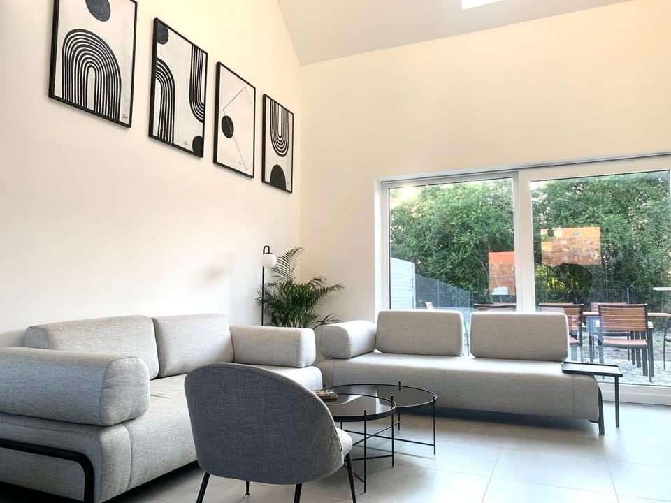 Living room, Lounge or bar, Seating area