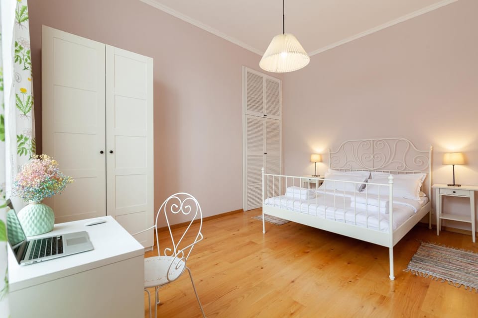 Property building, Bedroom