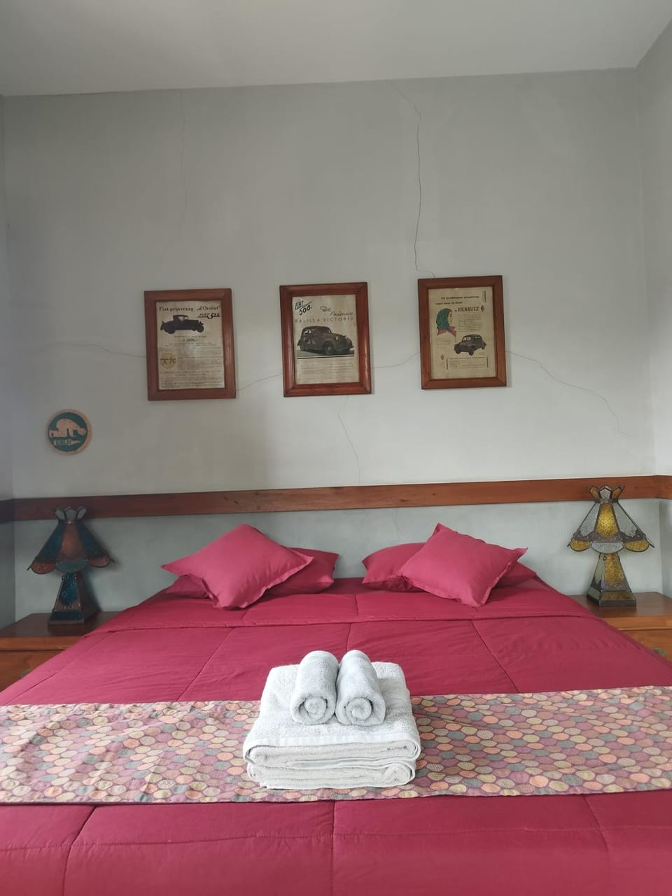 Bed, Decorative detail, Bedroom, towels