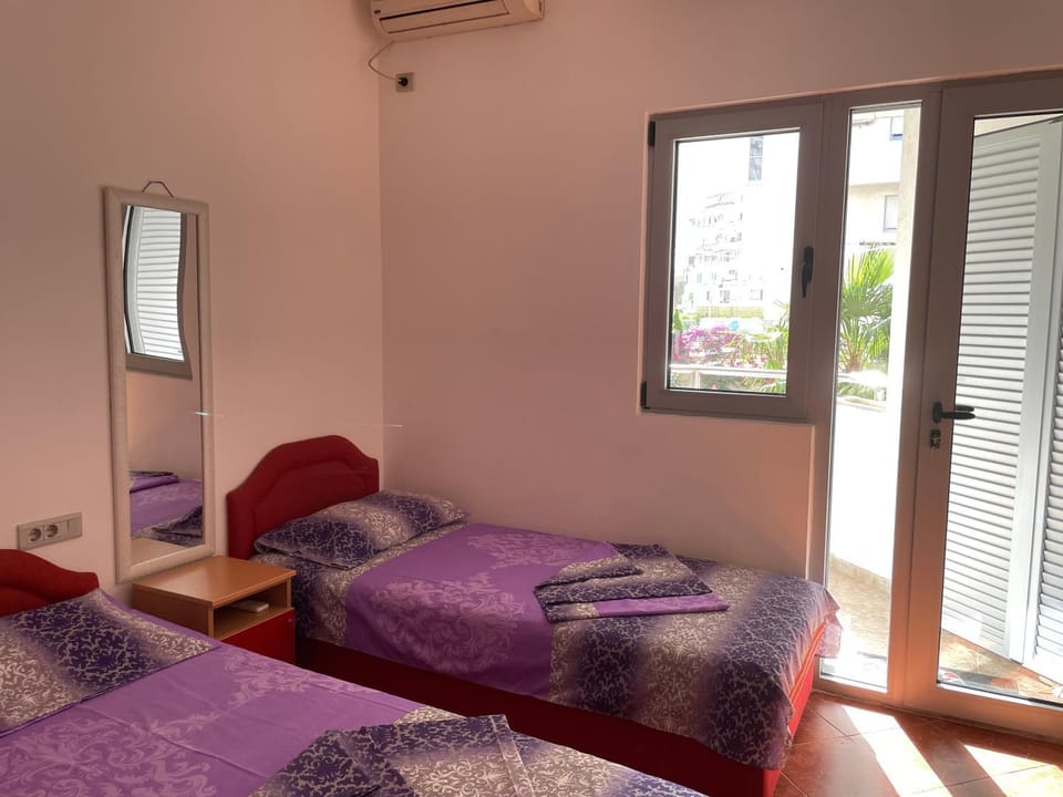 Apartment Zevs Apartment in Budva