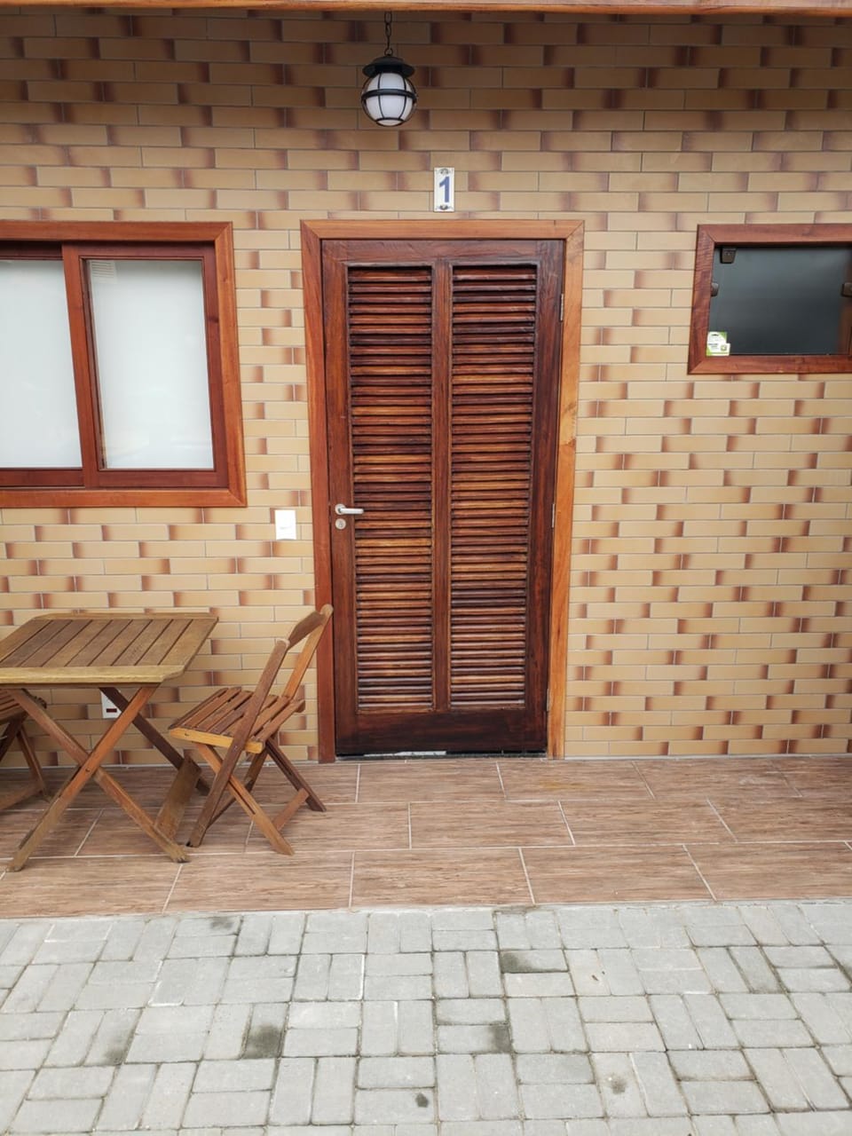 Patio, Facade/entrance