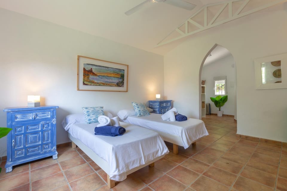 Living room, Bedroom