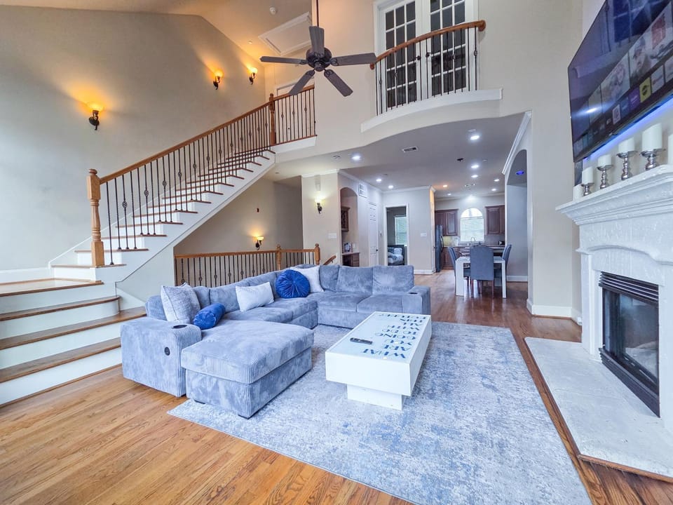 Communal lounge/ TV room, TV and multimedia, Living room, Seating area, fireplace, fireplace, furniture, furniture