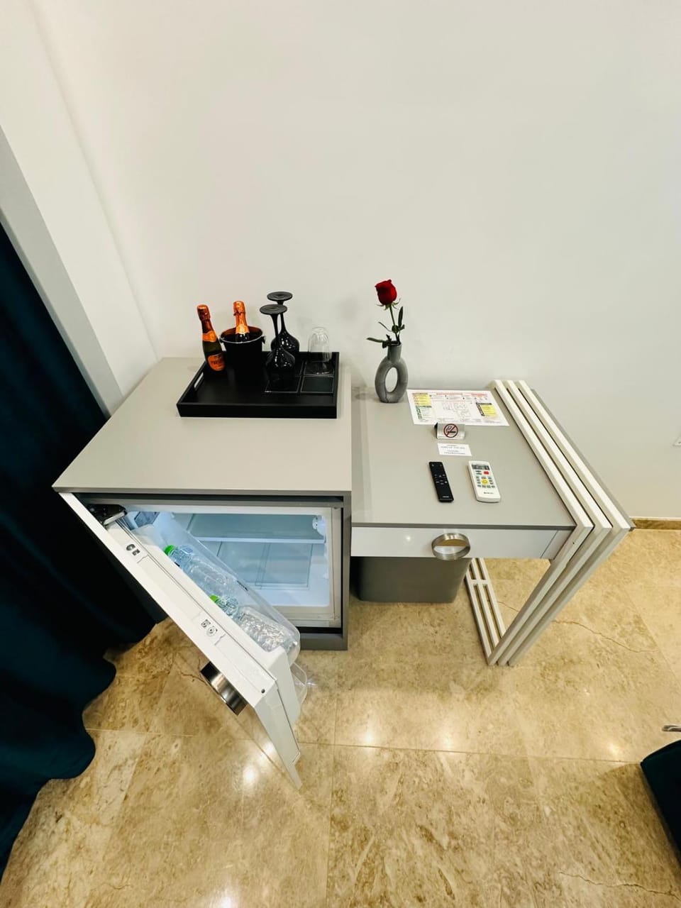 minibar