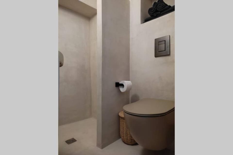 Το Παράσπιτο House in Euboea