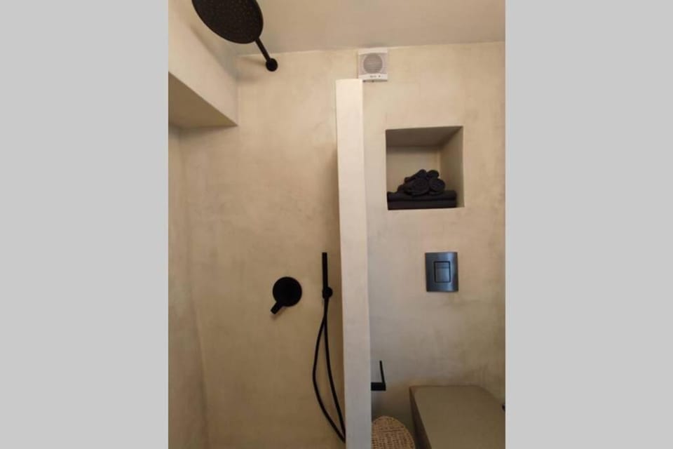 Το Παράσπιτο House in Euboea