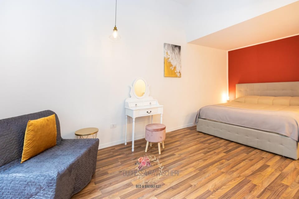 Duchessa Ravaschieri bed and breakfast Bed and Breakfast in Naples