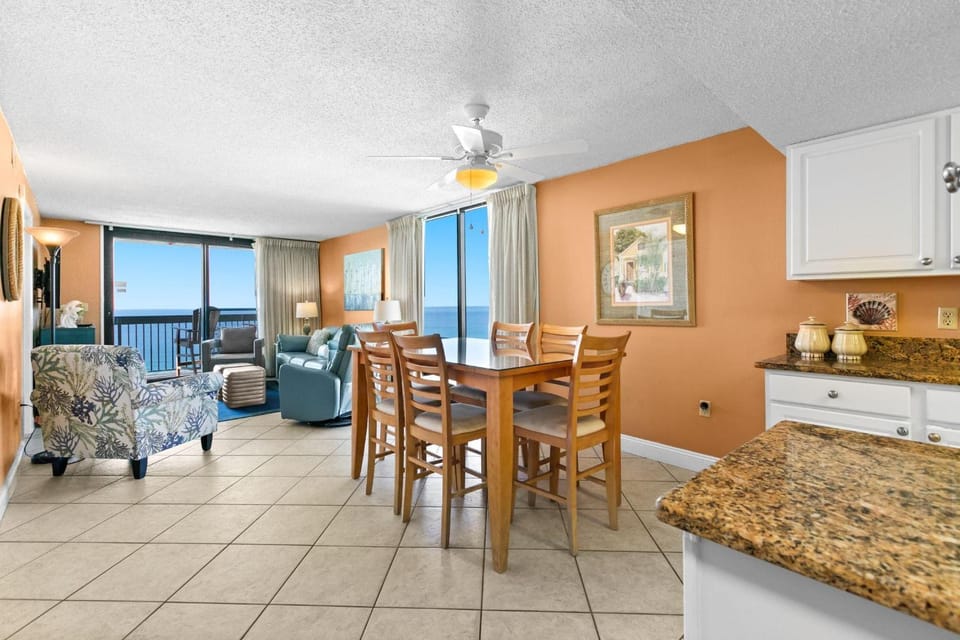 SunDestin Resort Unit 1712 House in Destin