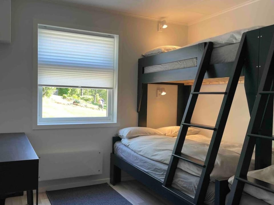 bunk bed