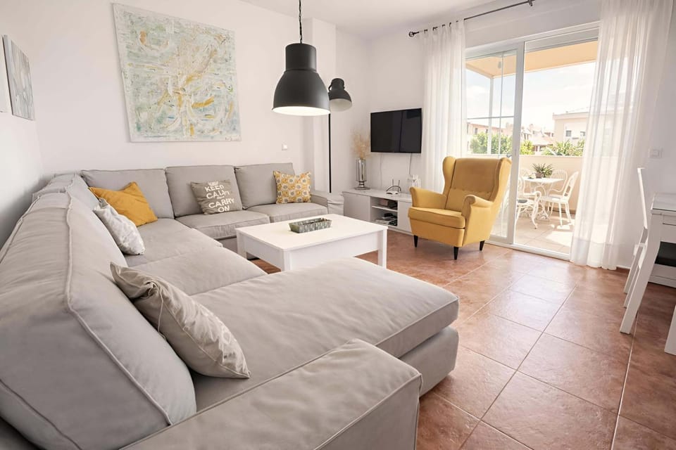 TV and multimedia, Living room, Photo of the whole room, Seating area, heating, internet, air conditioner