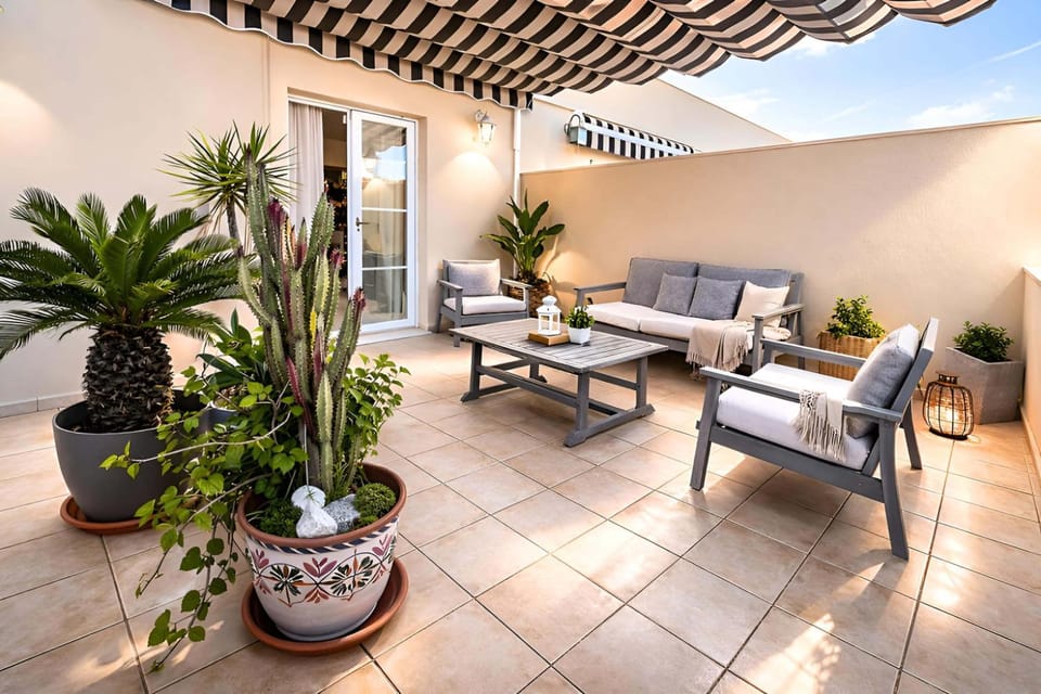 Day, Balcony/Terrace, Garden view