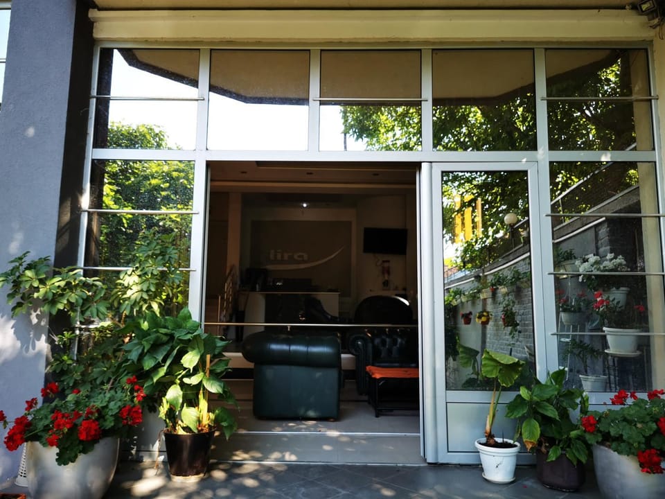 Property building, Facade/entrance