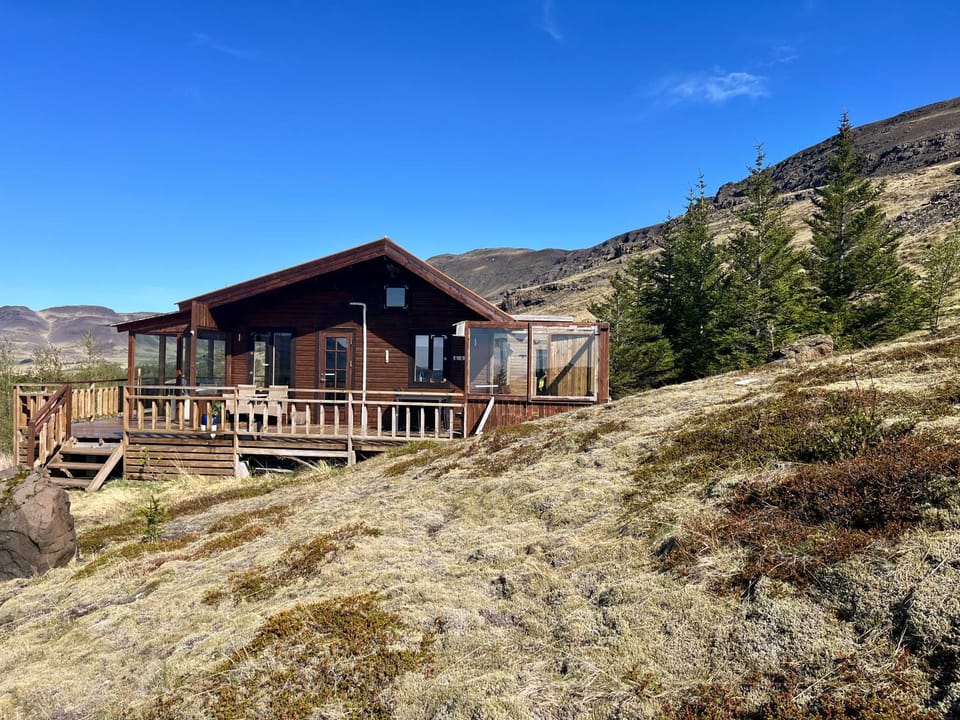 Property building, Natural landscape, Mountain view