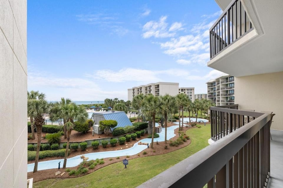 Seaside Paradise 3BR Condo Steps from the Beach House in South Carolina