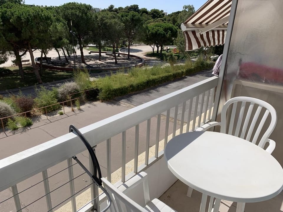 T1 Classé 3 Étoiles avec Animaux Admis et Climatisation - FR-1-571-49 Apartment in Balaruc-les-Bains