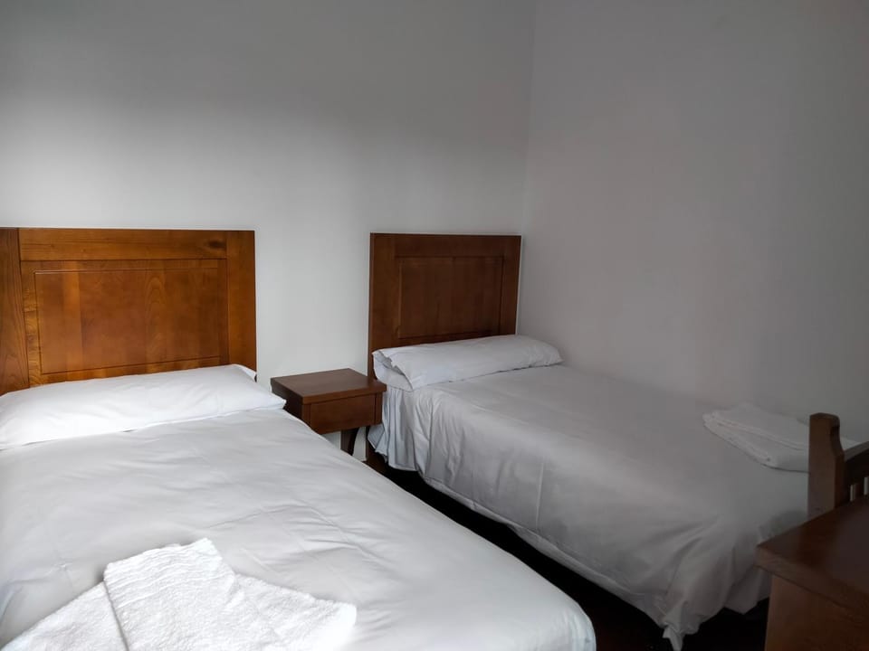 Bed, Balcony/Terrace, Bedroom