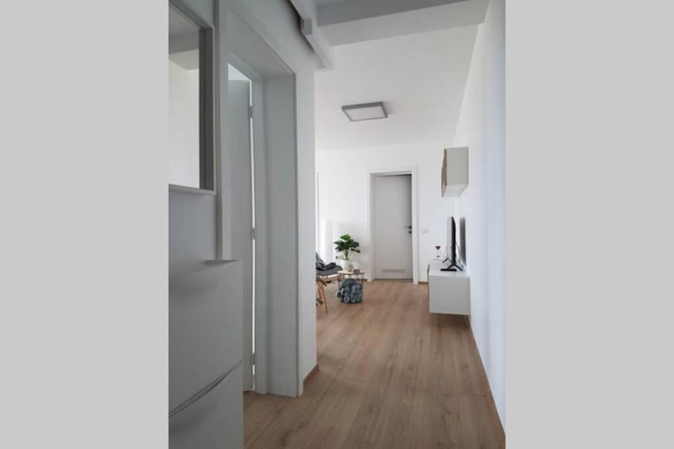 Living Home, apartament cu două dormitoare și două băi Apartment in Sibiu