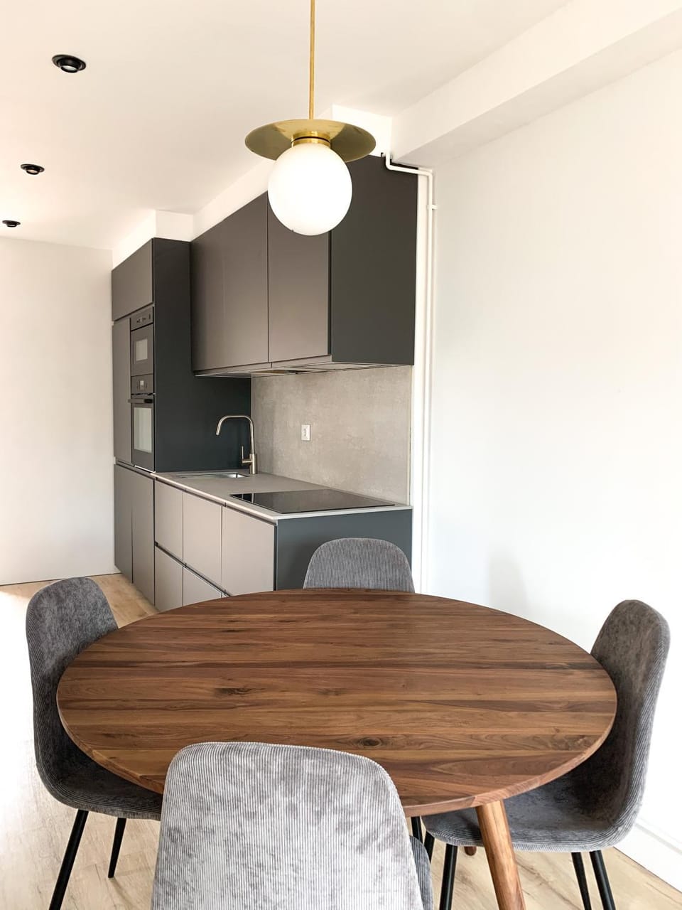 ACOGEDOR APARTAMENTO CON TERRAZA Y PARKING Publico EN COMILLAS Apartment in Western coast of Cantabria