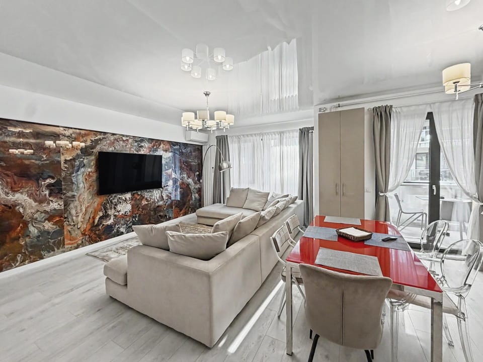 Communal lounge/ TV room, TV and multimedia, Living room, Seating area, Dining area, Evening entertainment