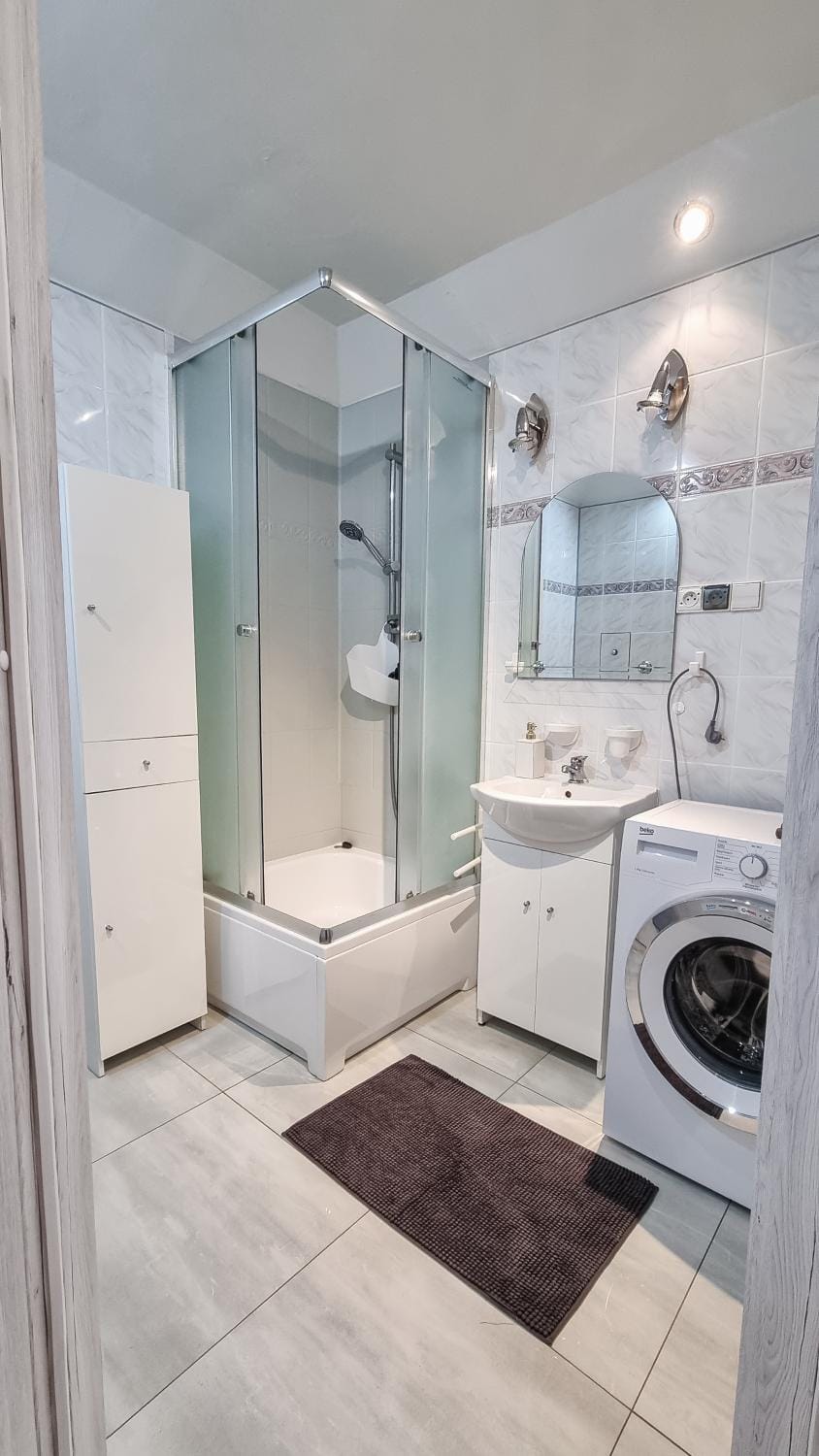 Shower, Bathroom, washing machine