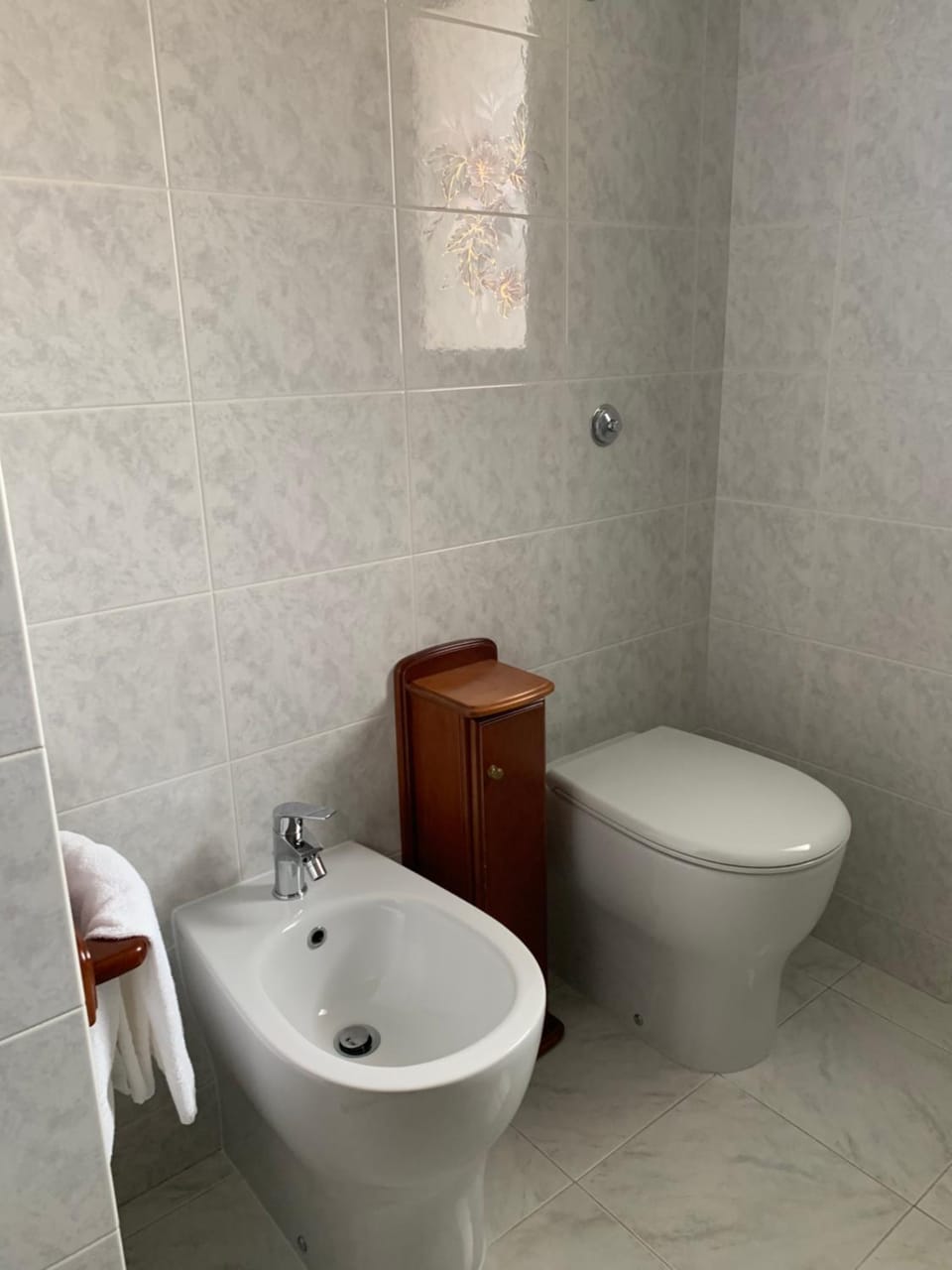 Shower, Toilet, Bathroom, bidet