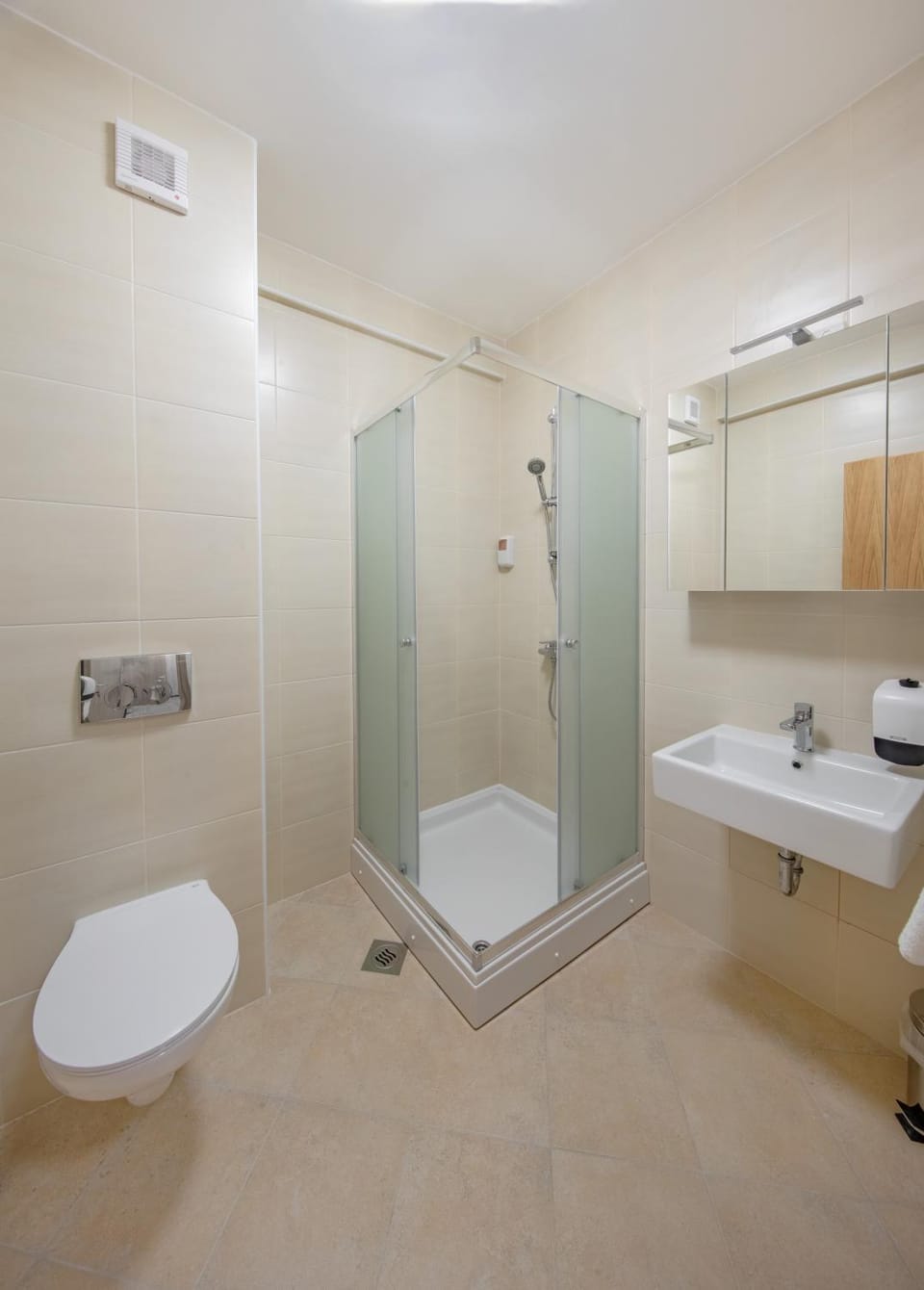 Otočki Virovi Hostel in Vojvodina