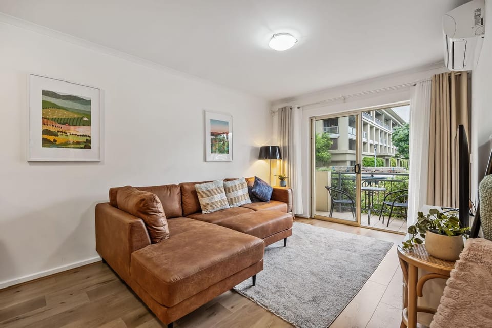 Carrington Views - 3 Bedrooms - CBD - Parking House in Adelaide