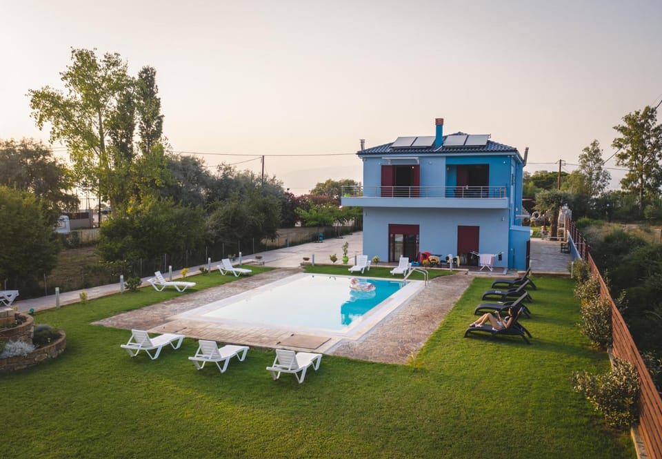 Property building, Swimming pool