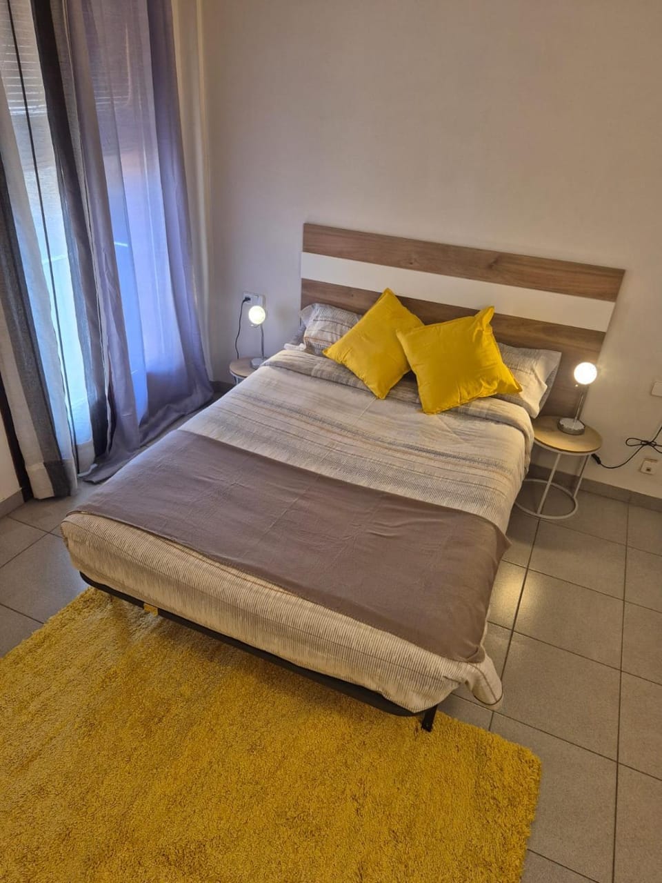 APT6 apartament amb ascensor al centre de Vic , ideal parelles APTGARBI Apartment in Catalonia