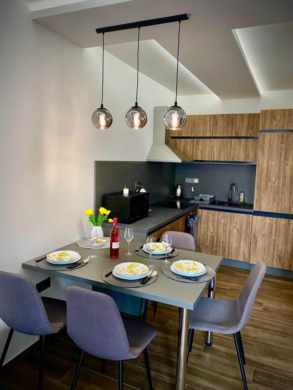 Kitchen or kitchenette