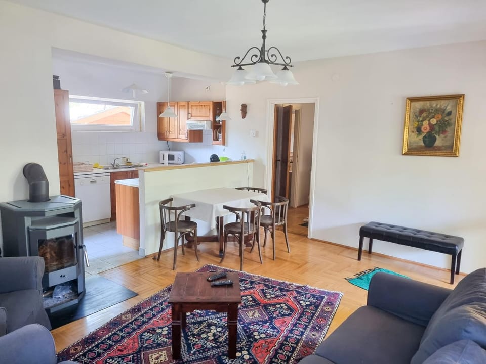 Hungária Vendégház Siófok Apartment in Siófok