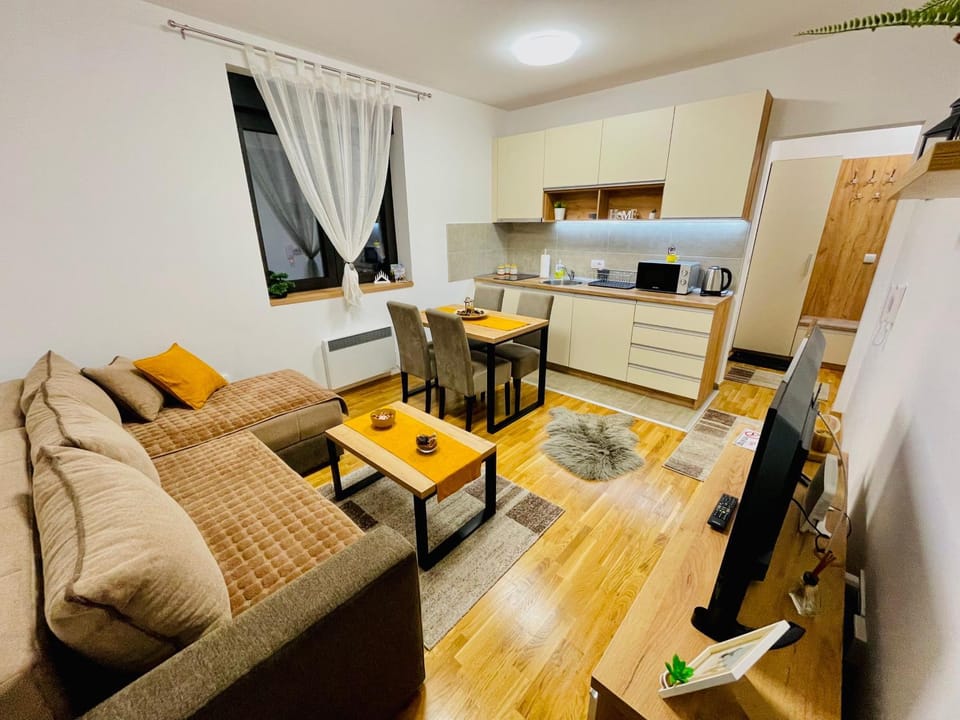 Living room, Dining area