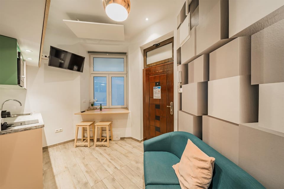 Staff, Living room, Seating area, Dining area