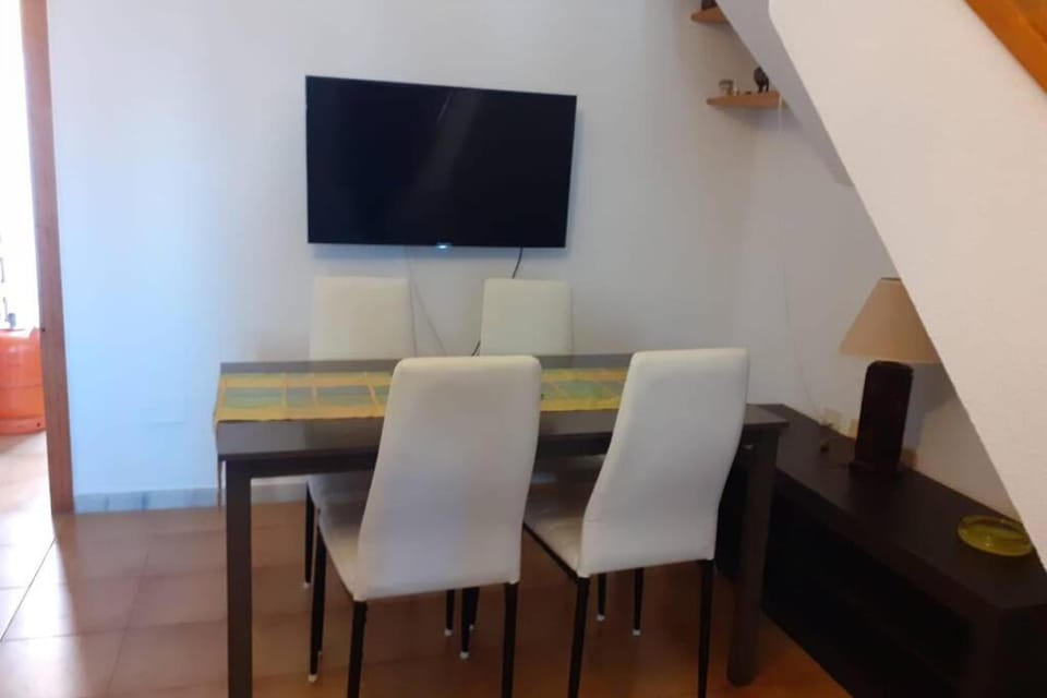 Aurora BeachHouse 300m from the beach with large beaitiful terrace House in Alacantí