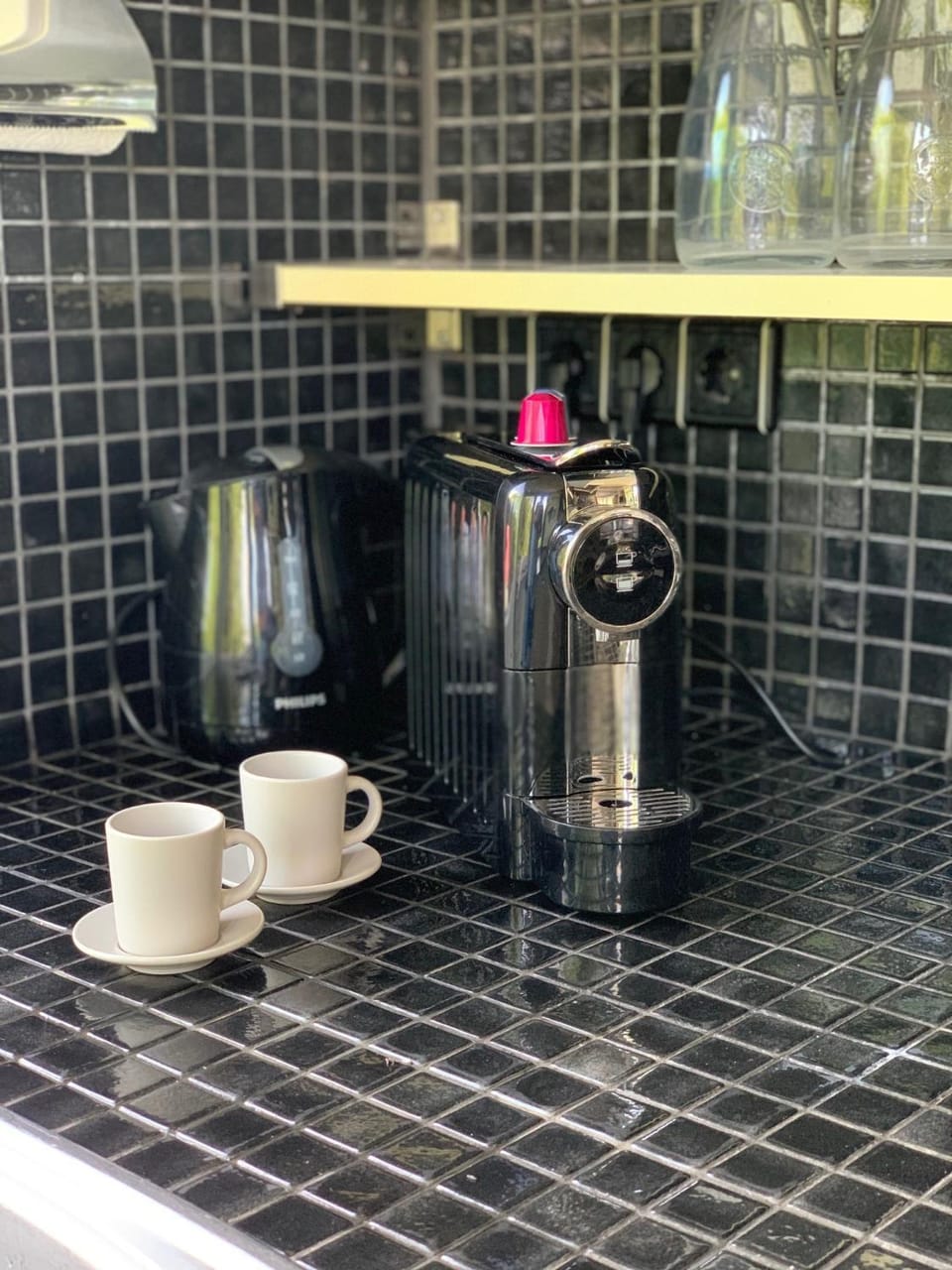 Coffee/tea facilities, Kitchen or kitchenette