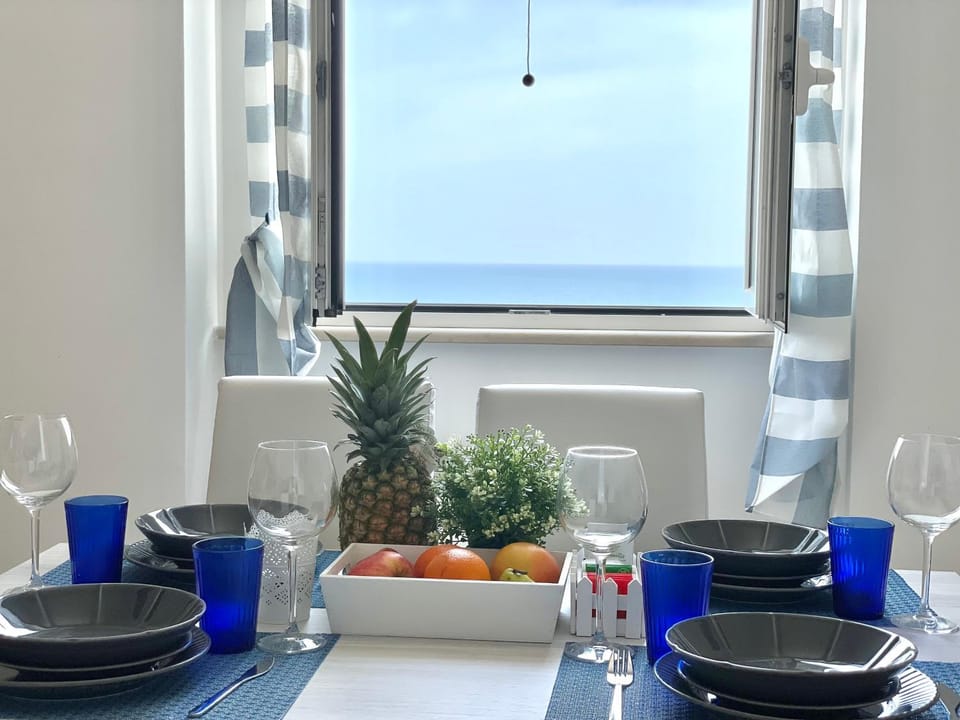 Dining area, Sea view