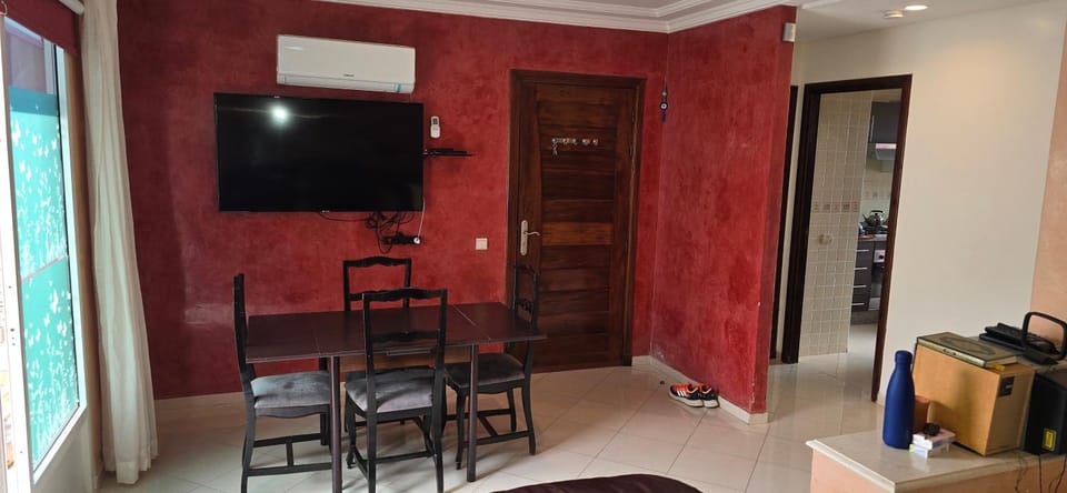 TV and multimedia, Dining area