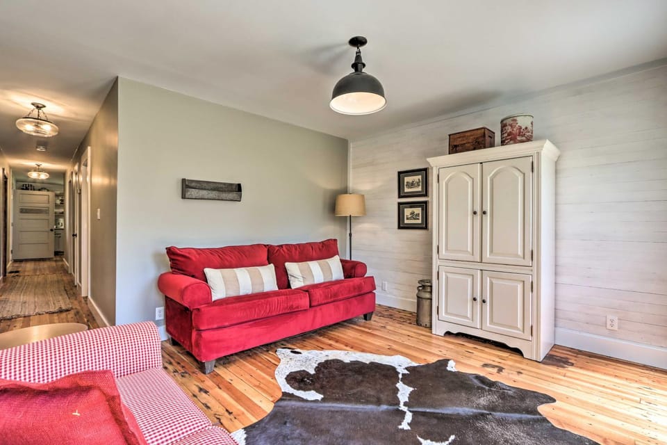 'The Ruebling House' Historic Defiance Apartment! Apartment in Ozark Mountains