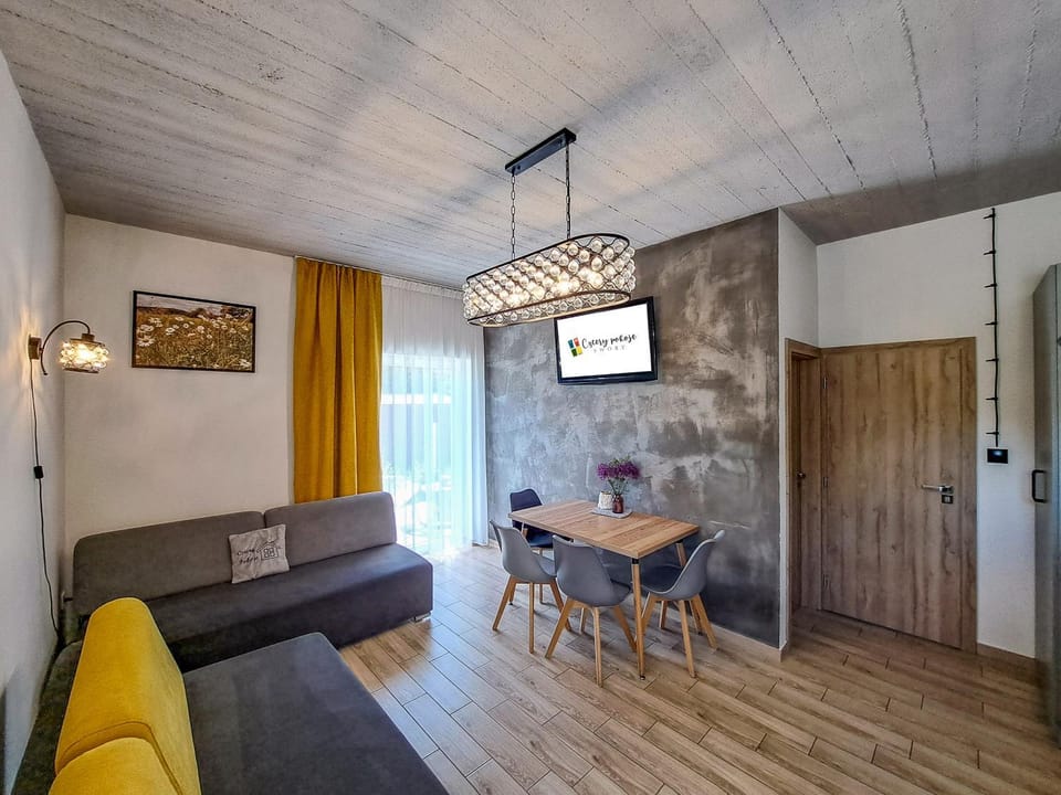 TV and multimedia, Living room, Other, Other, Other, Seating area, Dining area