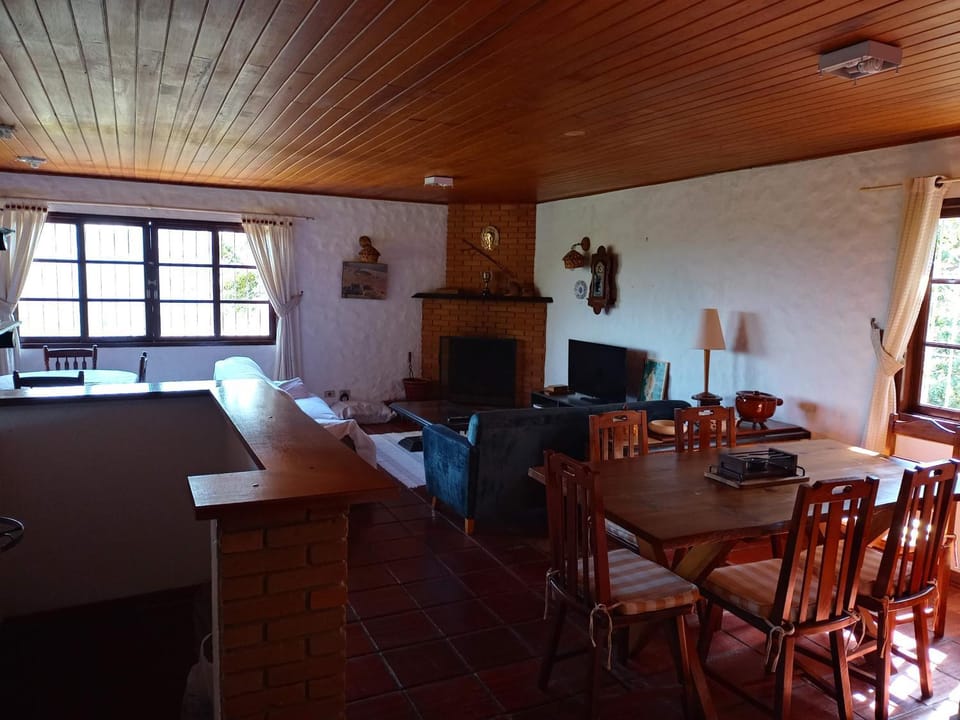 Lounge or bar, Dining area
