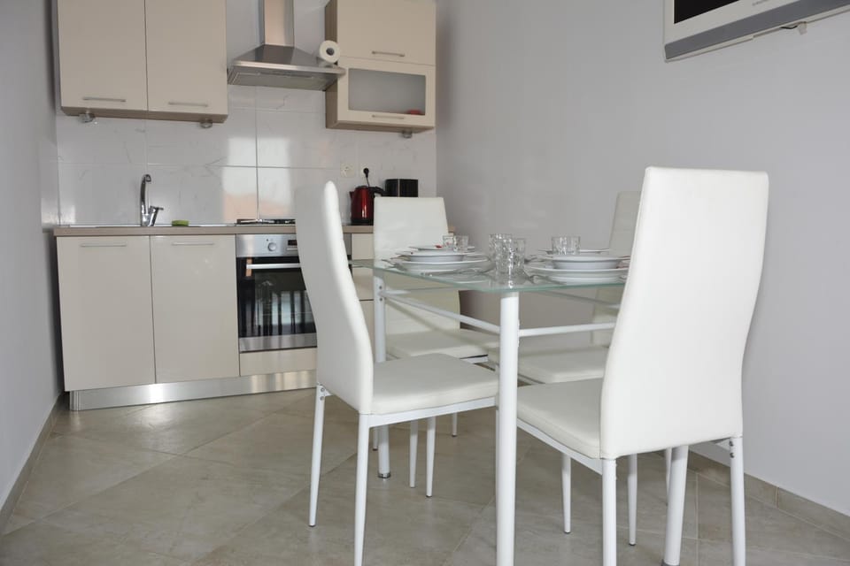 Apartman 2 Apartment in Lika-Senj County