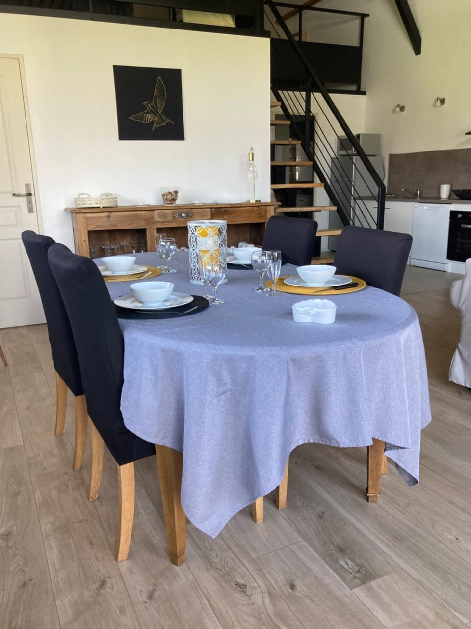 « La Crécerelle » spacieux gîte contemporain entre Tarn et Aveyron House in Occitanie